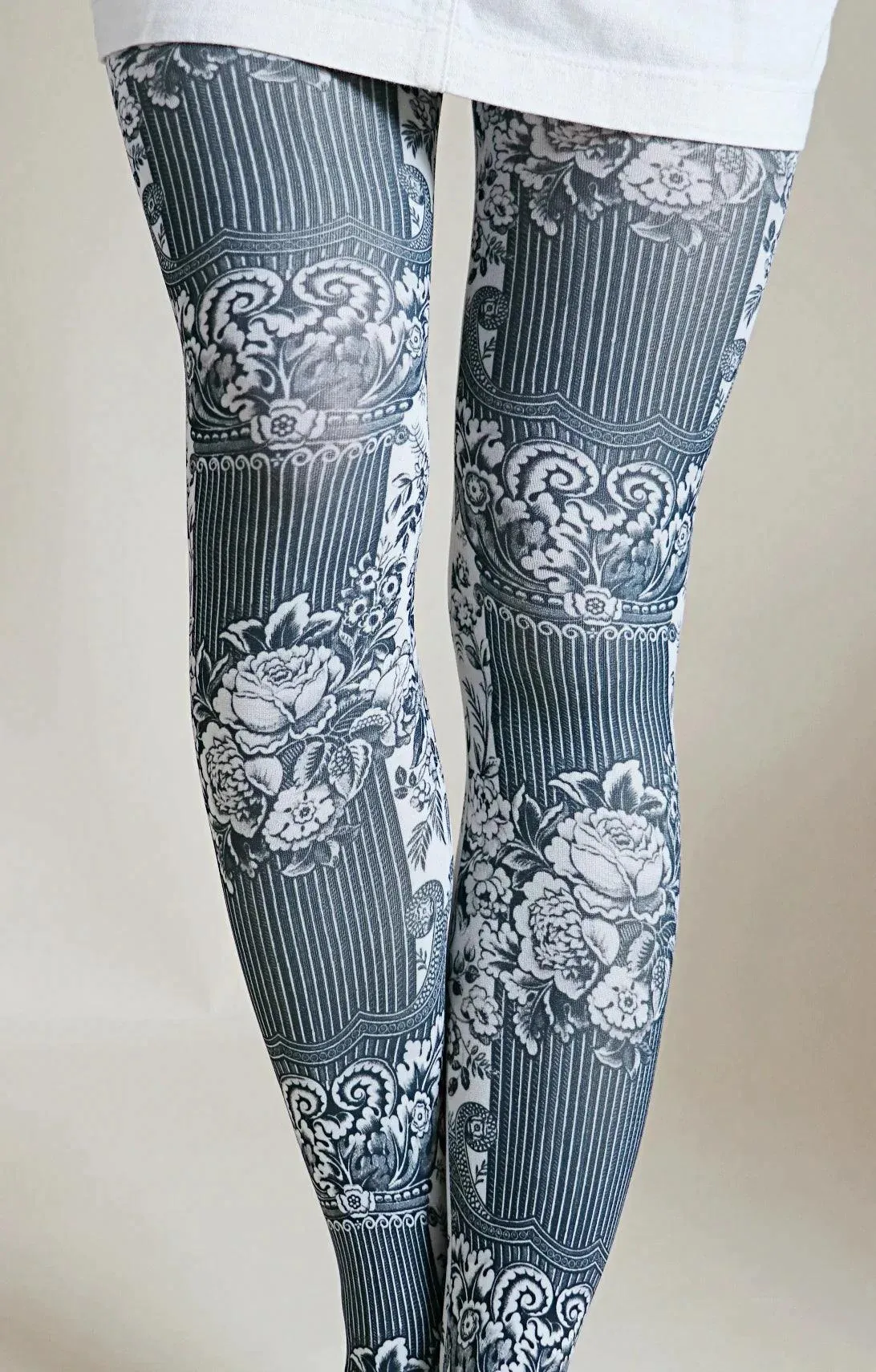 Antique Lace and Flower | Printed Tights