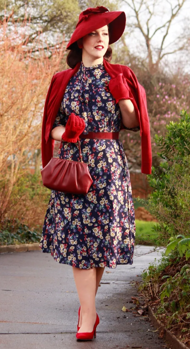 Rita Midi Dress in Navy Daisy Print